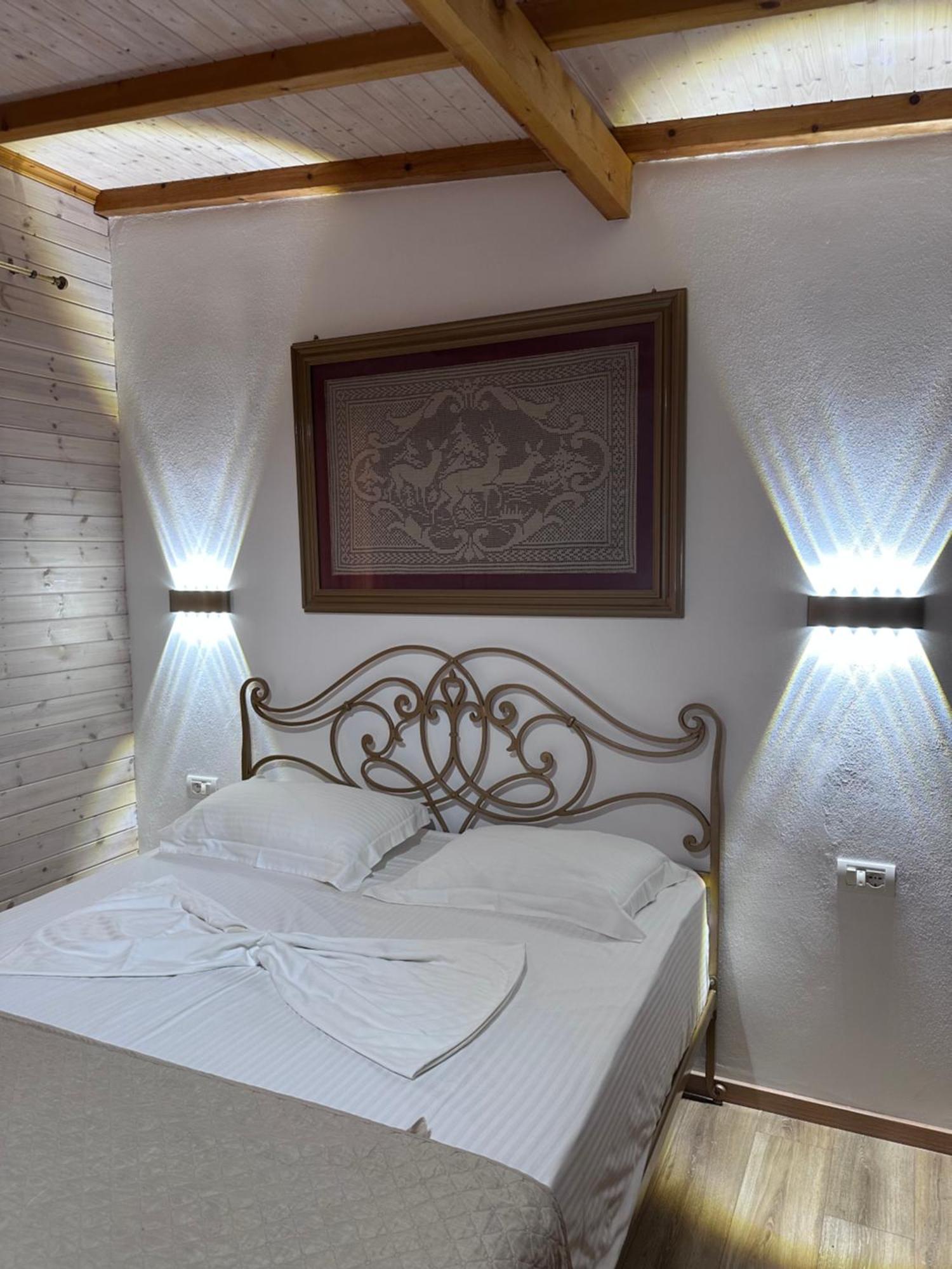 Nashos Bungalows Himare Fshat Εξωτερικό φωτογραφία