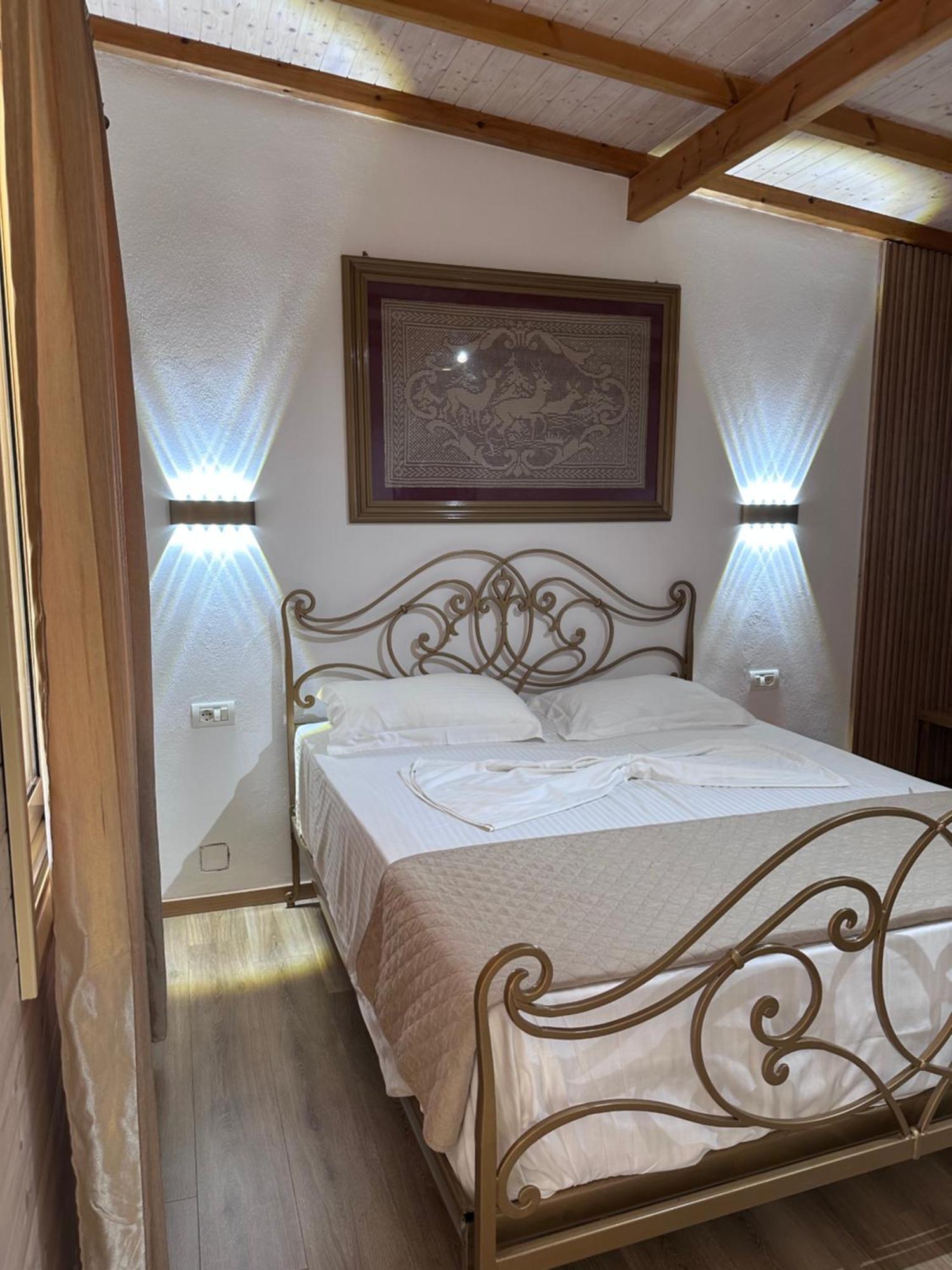 Nashos Bungalows Himare Fshat Εξωτερικό φωτογραφία