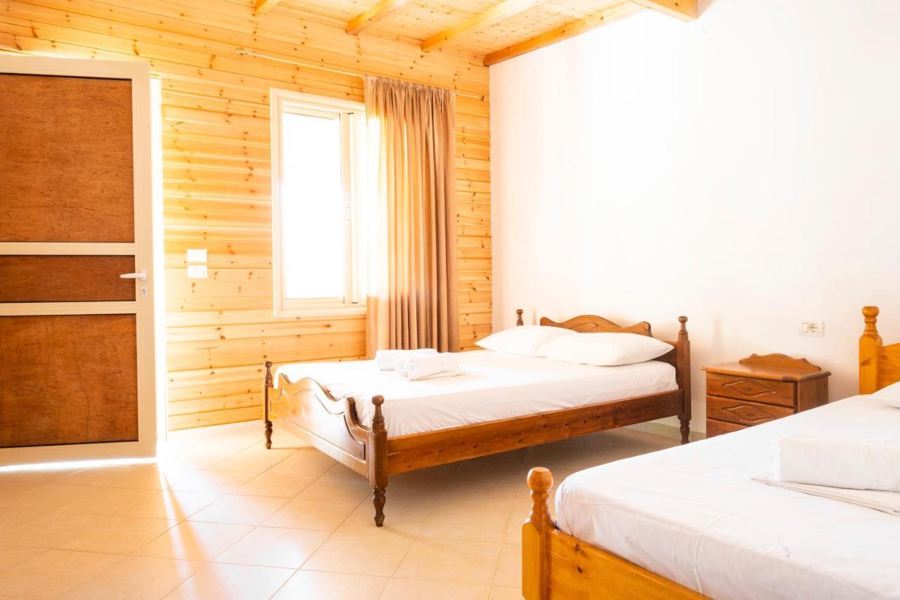 Nashos Bungalows Himare Fshat Εξωτερικό φωτογραφία